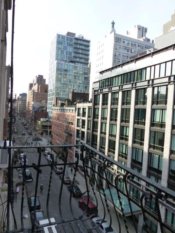 East Village Homestay New York Bagian luar foto