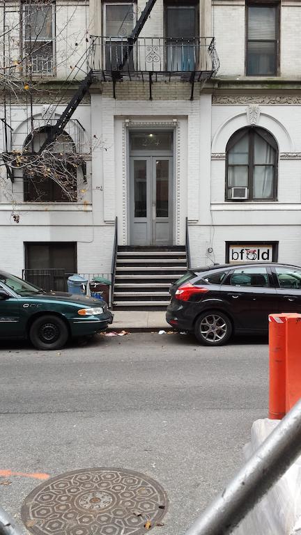 East Village Homestay New York Bagian luar foto