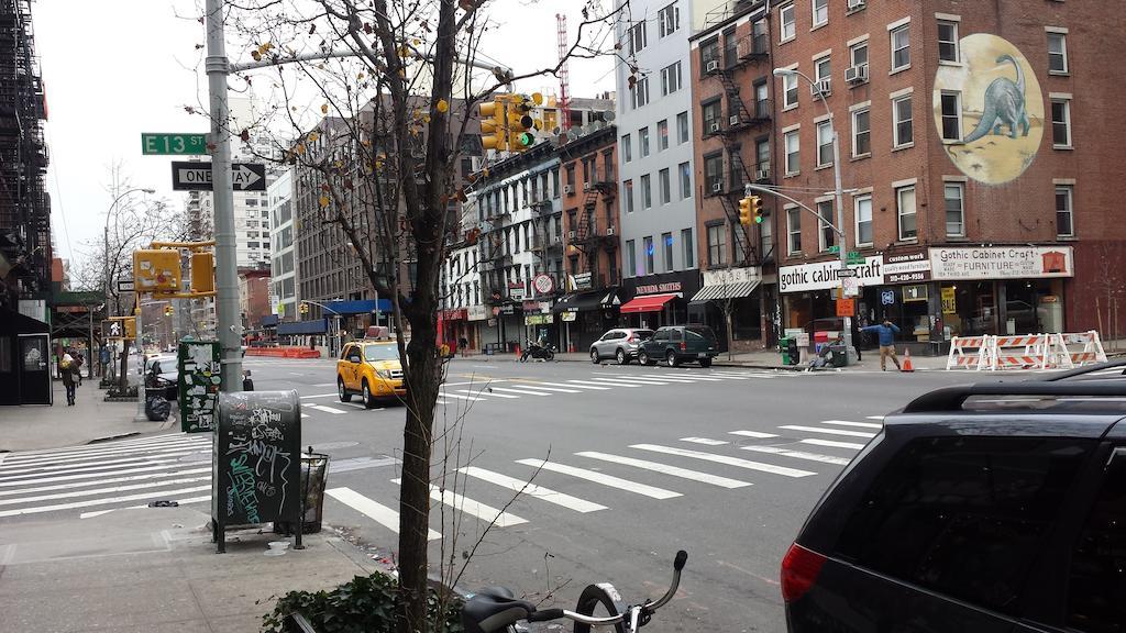 East Village Homestay New York Bagian luar foto